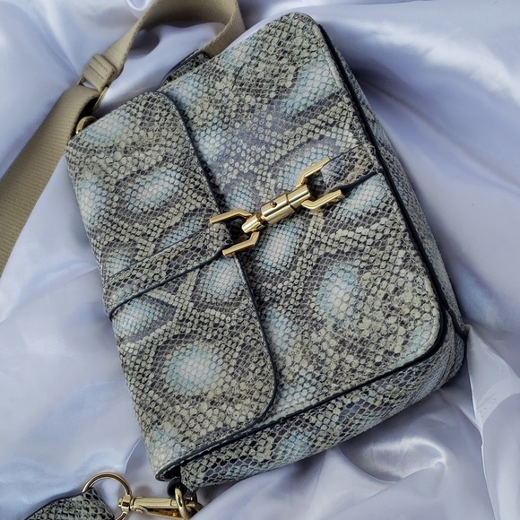 GILI Green Blue Snakeskin Handbag!! - Picture 15 of 15